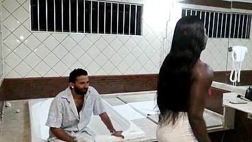 Samba no pé e muito anal