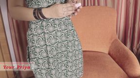 Hot Maid Priya Enjoying Vibrator When Owner Seduces Him in Hindi Audio