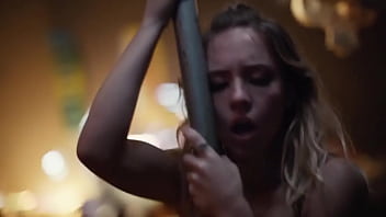 Sydney Sweeney orgasm in Euphoria