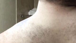 Young bear Troy McNastee sucks daddy dick after shower