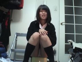 Petite Yuuna&#039;s Panty Peep Show,