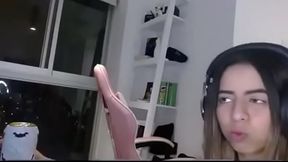 le dan por el culo a Streamer En directo
