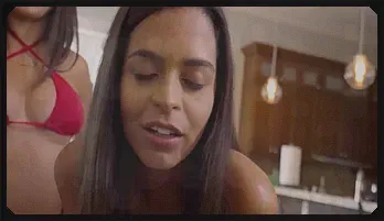 Double Trouble: Serena & Vienna's Wild Encounter