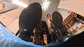 VR360 LING LING MARTINA boots stink