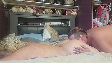 messaging me while riding from behind.