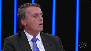 Bolsonaro na Globo: Presidente diz que Bonner o estimula a ser ditador ap&oacute_s pergunta sobre Centr&atilde_o