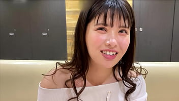 Hカップ美乳秋田むすめ イケメンのヤリチン先輩と上京初日にホテルでハメ撮りでっかい乳を揉みまくりからのパイズリ＆フェラ  ガン突きからの最後はバックで中出し