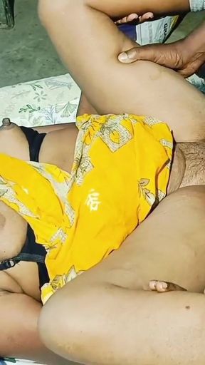 Aniversary por meri choti bhabhi ko jor jor se chudai ki, chudane ki bat ki to meri bhabhi sarmageyi,fir kamuk hogeyi&hellip;   Clip 2