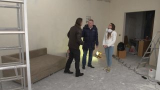 Kira Parvati Threesome