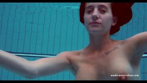 ”Piyavka Chehova hottest underwater stripping ever”