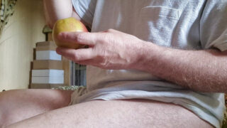 Csupasz hátú, gruppen, webkamera, strapon – intenzív anális csoportos szex európai meleg kurváknak