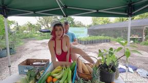 ”Roxie Sinner getting screwed by the stand”