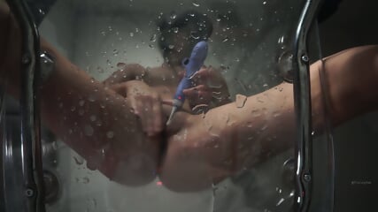 POV Pussy Squirting Orgasm