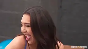 Nataly Ordonez In Extra Thick Milf Big Dick Workout