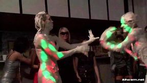 Mud fight with an audience
