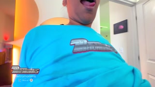 NYC MTA WORKER LOVES SUCKING BALLS ON HER OFF-TIME