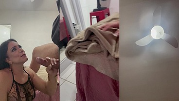 SENDO ENRABADA DE QUATRO ATÉ RECEBER LEITADA