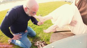 210 Unexpected Footjob