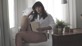 ”Tatted Girl Blake May Wilde Enjoys Sensual Sex Session”