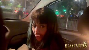 putaria dentro do carro do uber no centro de sao paulo