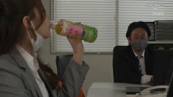 Minami Aizawa's Alluring Beauty: Blowjob, Cumshot, and Office Seduction