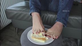 Messy barefoot cake trample & licking my own toes clean