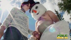 Public Handjobs Brandi de Lafey Strokes A Snowman