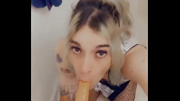 Kimono Babe Loves To Play
