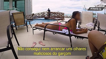FUI PARA A PISCINA COM UM MICROBIQUINI PROVOCAR O GAR&Ccedil;OM DO HOTEL