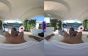 PURITYVR Business woman with Lisa Amane