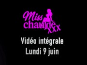 🇫🇷Misschaudexxx, Attache ta ceinture, je monte dans le taxi et me baise.