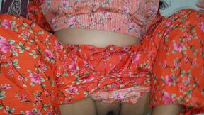 Desi bhabhi is ready every morning to service your cock