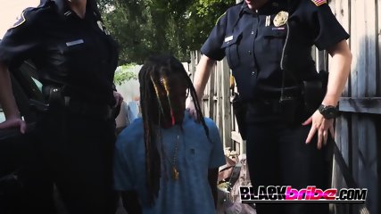 Rhasta dude is caught by perverted milf cops drawing signs