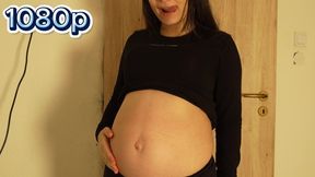 Big ass Indian pregnant stepsister masturbates in the bathroom, shows her big belly, then her big tits and huge ass in panties, then takes off her panties and masturbates