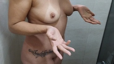 O chuveiro não tava esquentando,sorte que meu primo estava em casa e veio me ajudar
