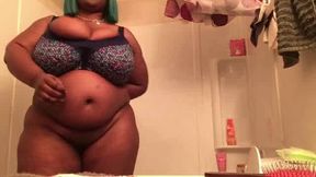 Curvy Ebony MILF Solo Webcam Show