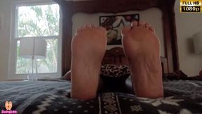 Stroke your Cock for Goldie Arches' Big, Meaty and Sexy Ebony Soles - Full HD