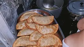 I went to my step aunt's house, and my step cousin gave me pastels and pussy!