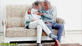 سکس طولانی با خدمتکار سکسی که اومده بود برای کار.چقدر حشری بود