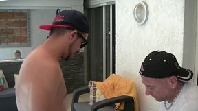 2270 baise au jus dans la piscine par mon potej adore sucer et me faire baiser...