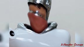The new blowjob function of the droid is tested &mdash;  and it is really creamed off