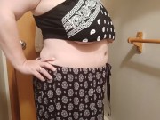 Going braless under a cute bandana top. Think anyone will notice my underboob?