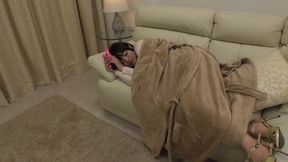 Asian Babe Gets Fucked Hard and Sucks Cock