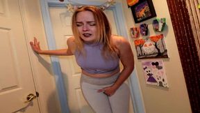 meeting desperate to pee vika pissing her yoga pants