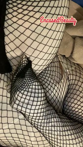 Fishnet Encasement