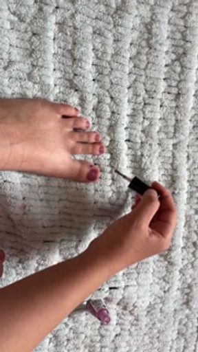 I paint my legs
