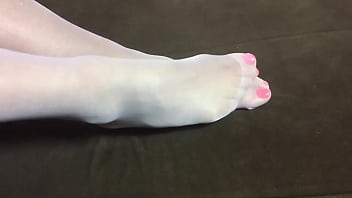 Nylon footsie