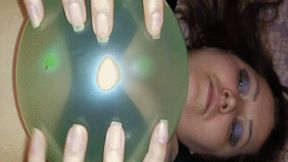 My steel nails against balloons WMV(1280*720)HD