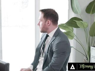 MAMA'S MALE - Bride-To-Be Ensures Her Wedding Will Be Flawless By Banging Her Nervous Hubby's Superlatively good Dude