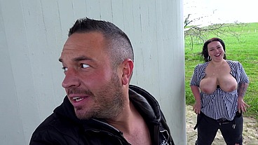 OUTDOOR-SEX with german CHUBBY-SLUT - Lessly needs cum